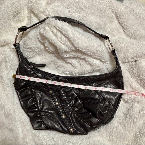 Y2K Chic Black Faux Leather Shoulder Bag with Stud Accents - Picture 5 of 14